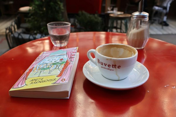 Balancing Property Investment and Risk: How Can Real Estate Diversify Your Financial Portfolio?