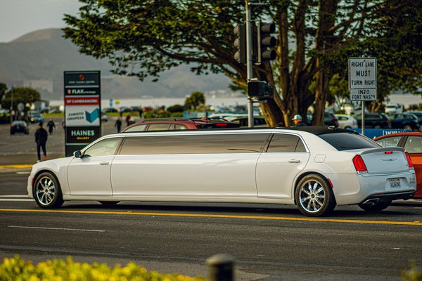 Luxury travel redefined: discover kosy limousine services